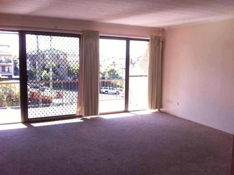 3/32 Ewart Street, Burleigh Heads QLD 4220