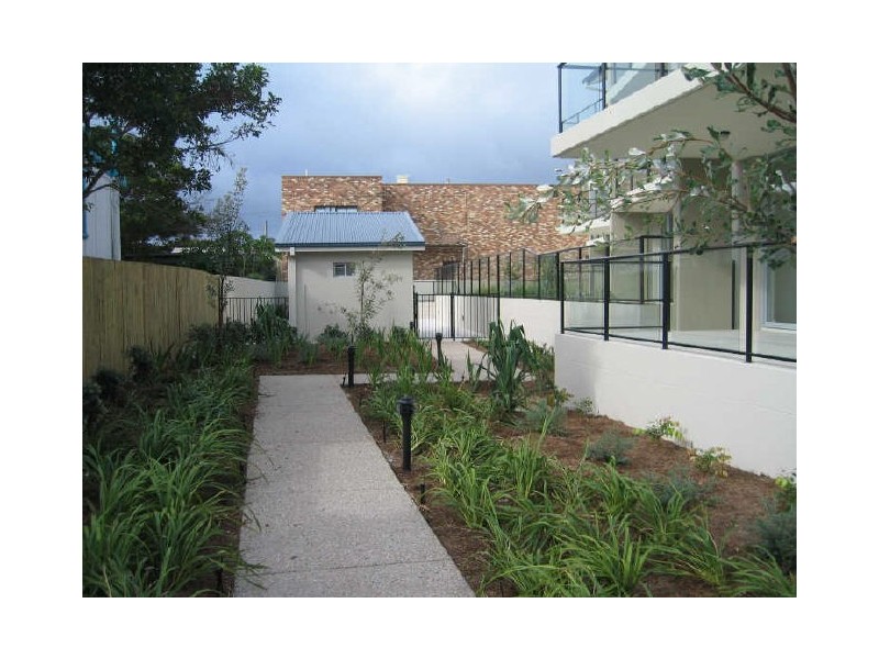 1/119 Sunshine Parade, Miami QLD 4220