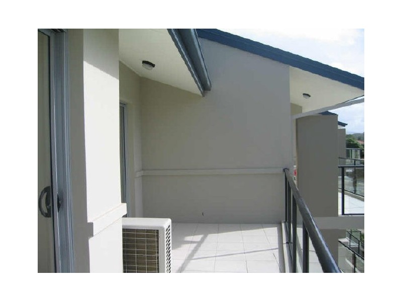 1/119 Sunshine Parade, Miami QLD 4220