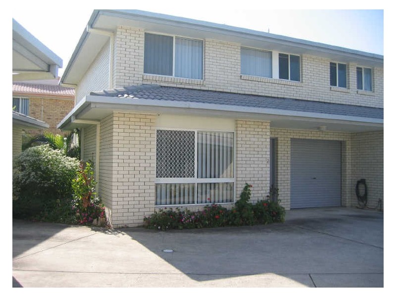 2/270 Christine Avenue, Burleigh Heads QLD 4220