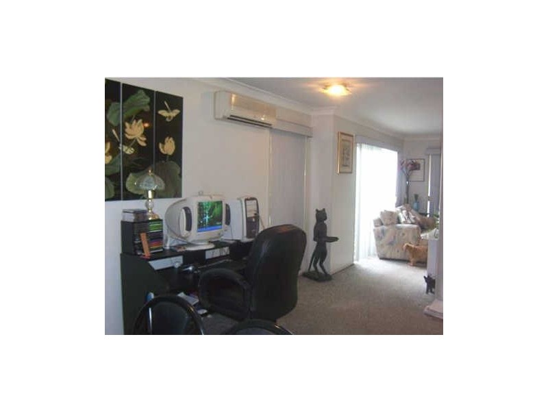 2/270 Christine Avenue, Burleigh Heads QLD 4220