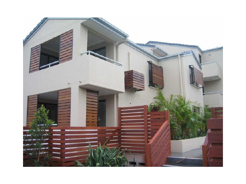 5/1996 Gold Coast Highway, Miami QLD 4220