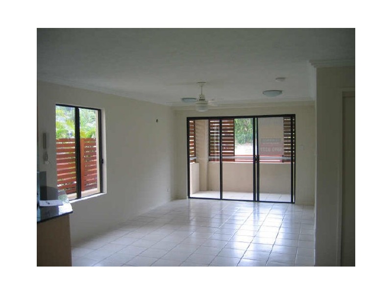 5/1996 Gold Coast Highway, Miami QLD 4220