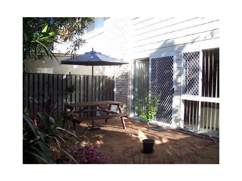 29/9 Harrier Drive, Burleigh Waters QLD 4220