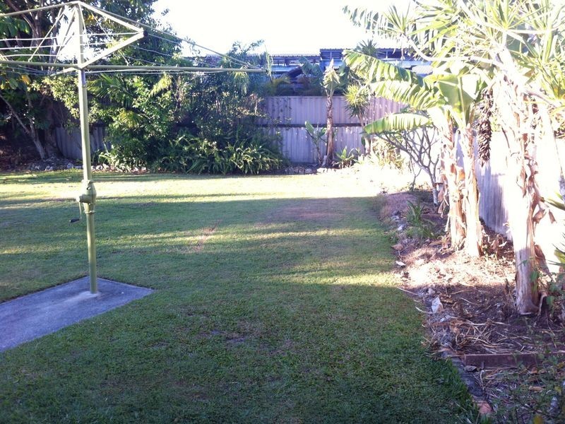 141 Acanthus Avenue, Burleigh Waters QLD 4220