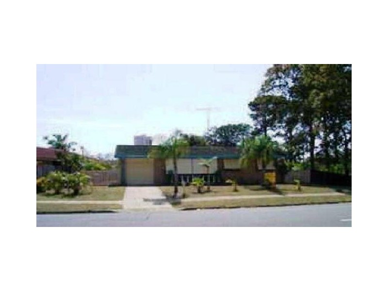 24 Joan Street, Burleigh Waters QLD 4220