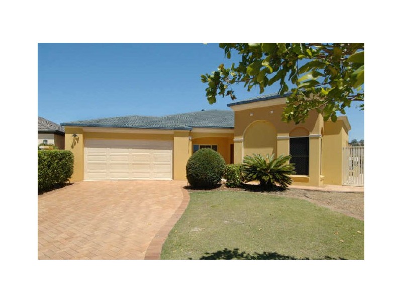 15 Palmyra Court, Burleigh Waters QLD 4220