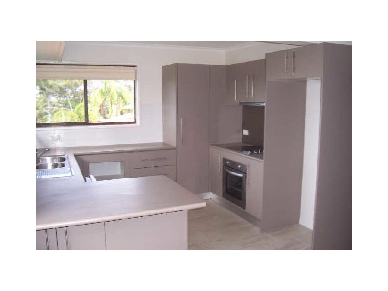 2/73 Hill Avenue, Burleigh Heads QLD 4220