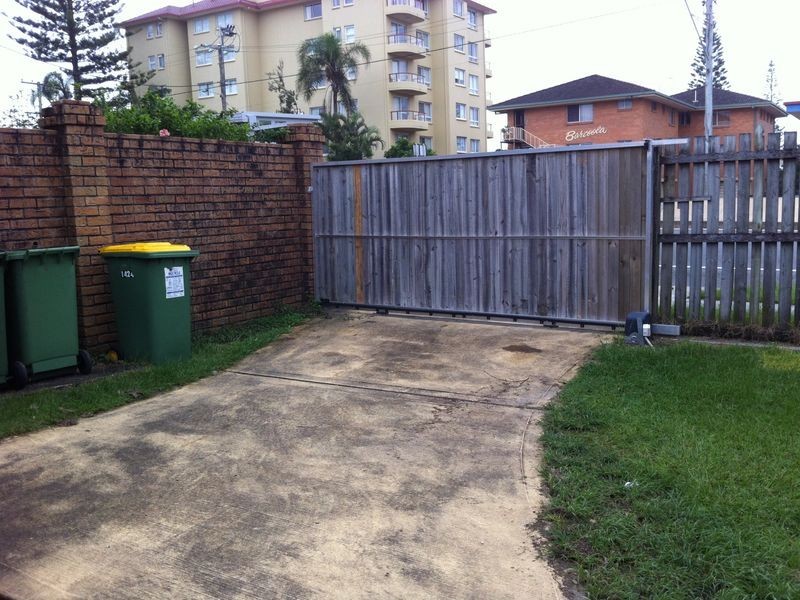 1/1424 Gold Coast Highway, Palm Beach QLD 4221