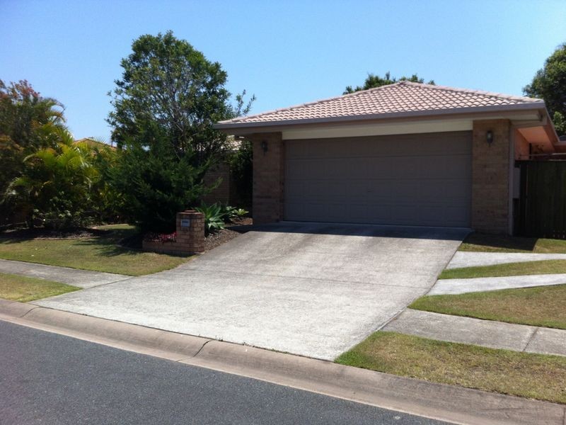 13 Styer Circuit, Burleigh Waters QLD 4220