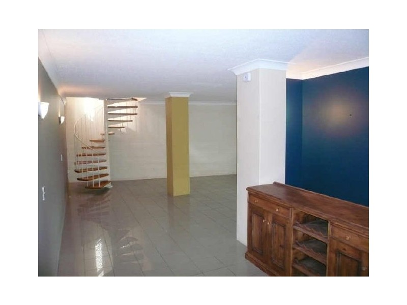 36 Woodgee Street, Currumbin QLD 4223