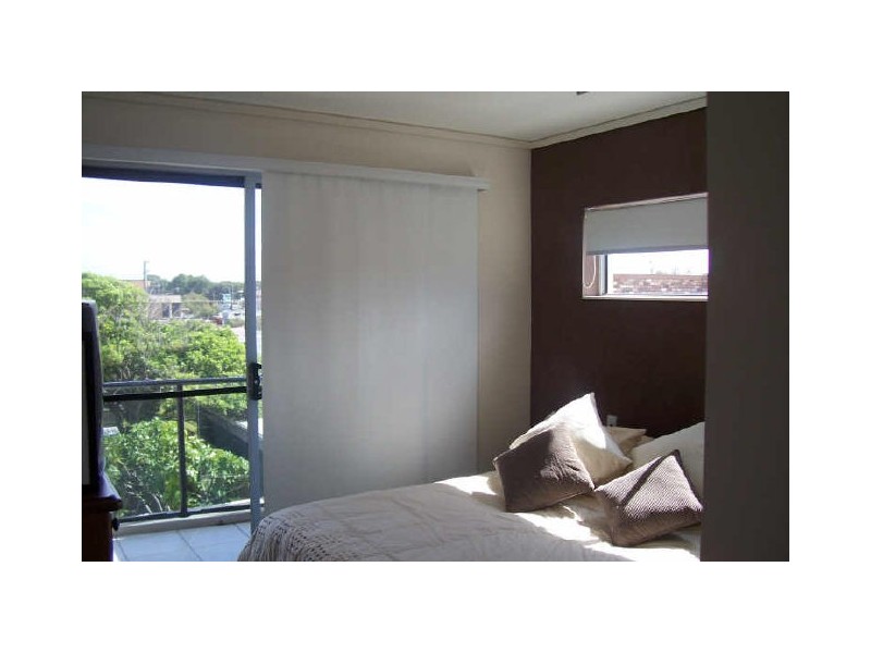 9/119 Sunshine Parade, Miami QLD 4220