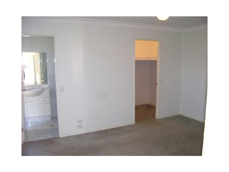 24 Vancouver Drive, Robina QLD 4226