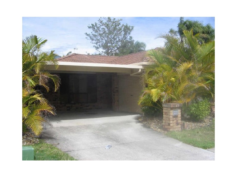 29 Montezuma Drive, Burleigh Waters QLD 4220