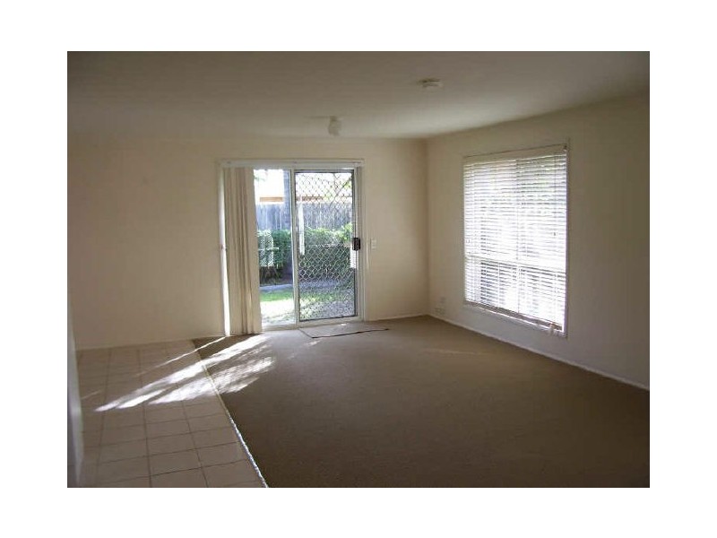 28 Southlake Drive, Varsity Lakes QLD 4227