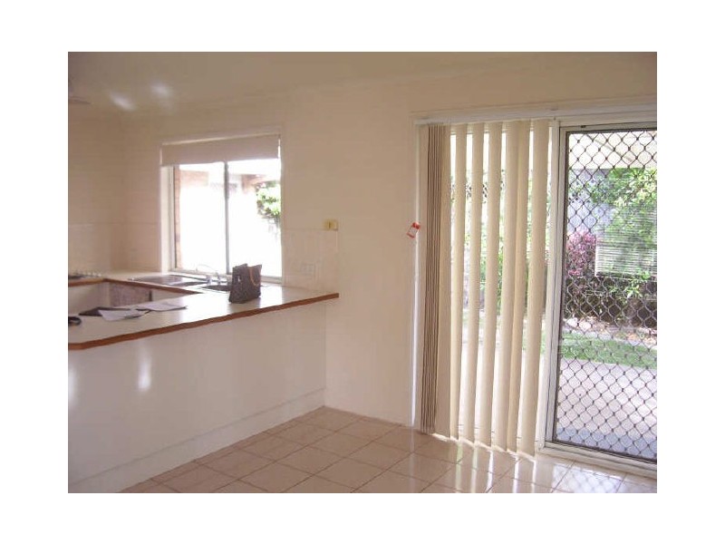 28 Southlake Drive, Varsity Lakes QLD 4227