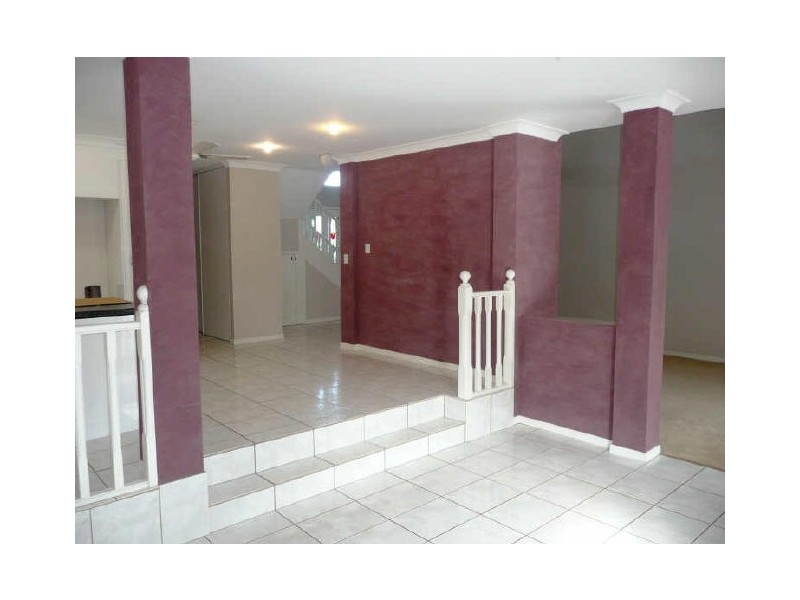 25 Gainsborough Drive, Varsity Lakes QLD 4227