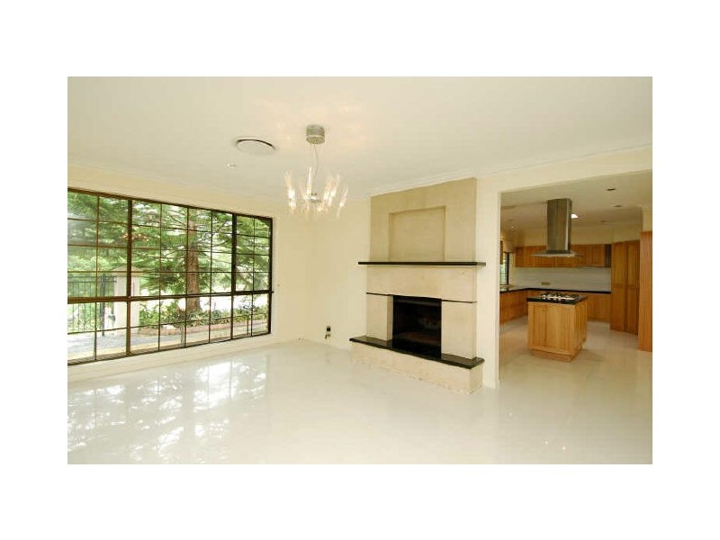 10 Tom latimer Court, Worongary QLD 4213