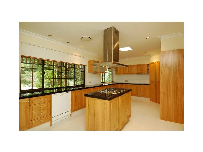10 Tom latimer Court, Worongary QLD 4213