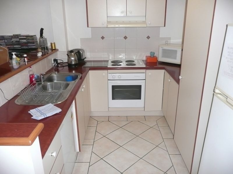 8/323 Christine Avenue, Varsity Lakes QLD 4227