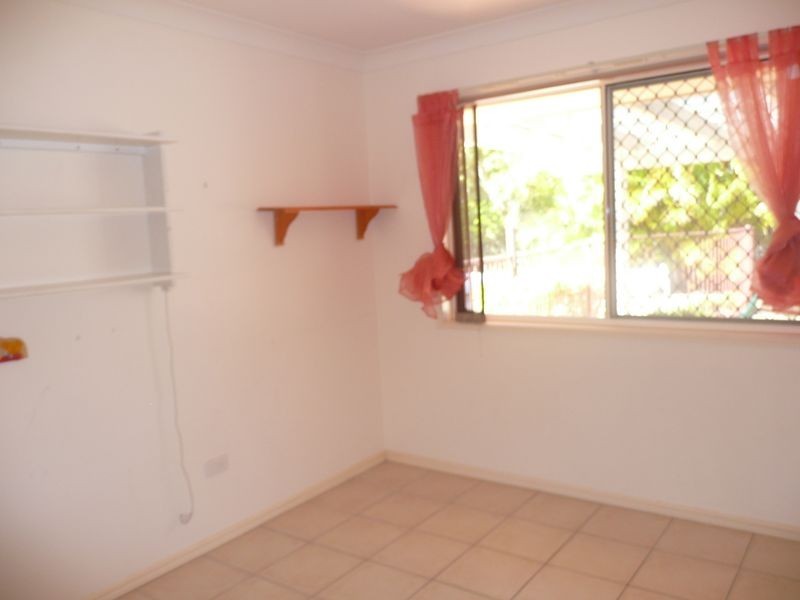 27 Yodelay Street, Varsity Lakes QLD 4227