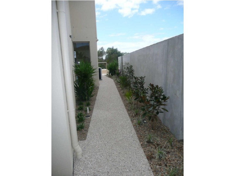 12/145 ‘Inner Circle’ Palm Meadows Dr, Carrara QLD 4211