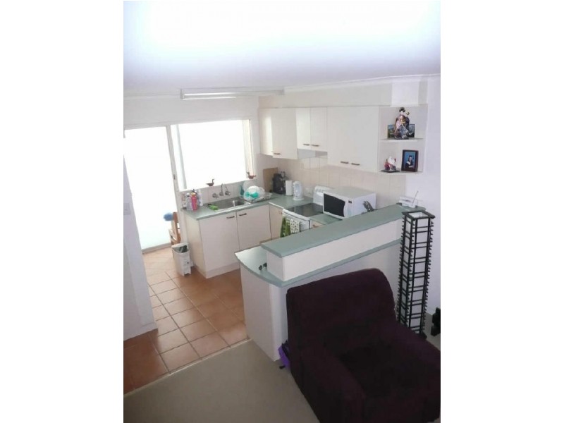 2/49 Connor Street, Burleigh Heads QLD 4220