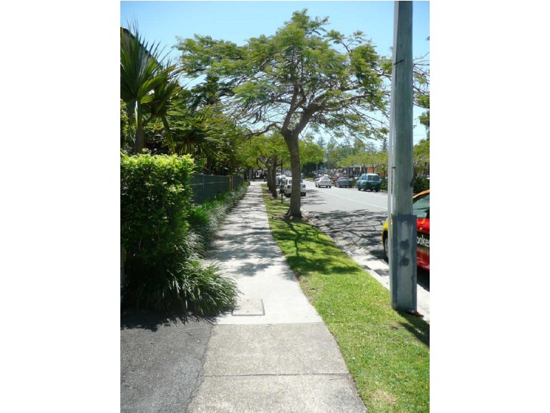 2/49 Connor Street, Burleigh Heads QLD 4220