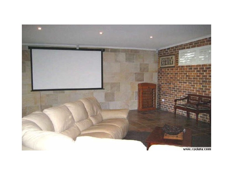 42 Wedgebill Parade, Burleigh Waters QLD 4220