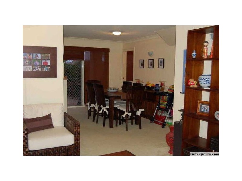 30/1 Warbler Parade, Varsity Lakes QLD 4227