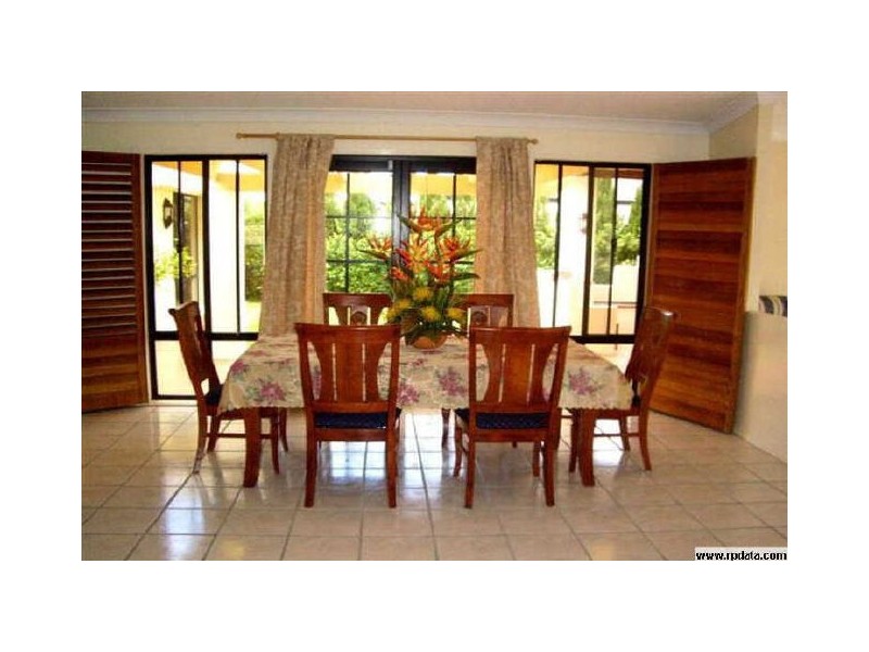 134 Dunlin Drive, Burleigh Waters QLD 4220