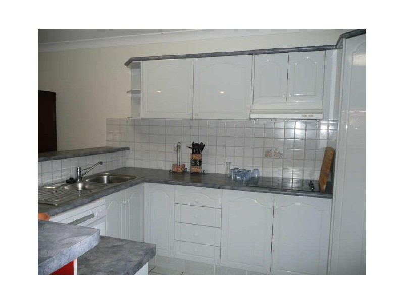 1/3 Swinburne Street, Varsity Lakes QLD 4227