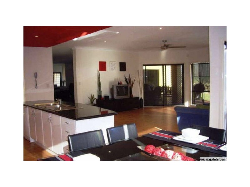 27 Hillridge Crescent, Varsity Lakes QLD 4227