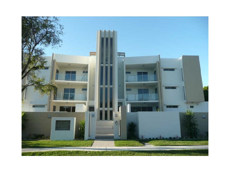 9 /61 Tallebudgera Drive, Palm Beach QLD 4221