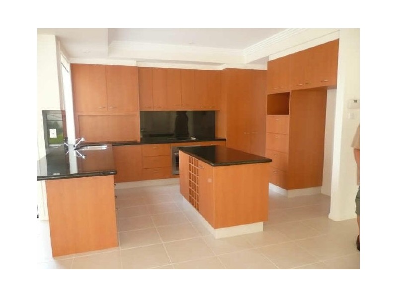 10/145 ‘Inner Circle’ Palm Meadows Dr, Carrara QLD 4211