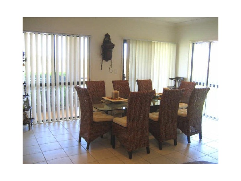 4 Alex Keith Court, Burleigh Heads QLD 4220