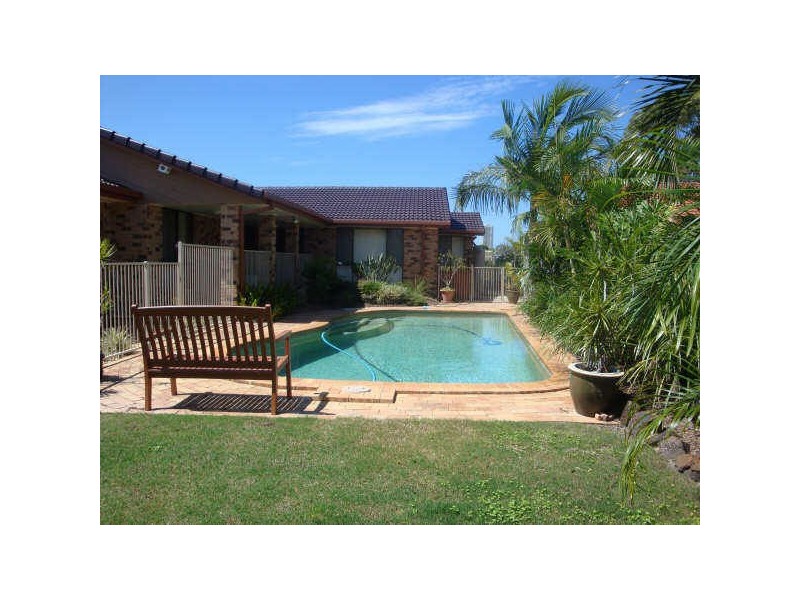 56 Dunlin Drive, Burleigh Waters QLD 4220