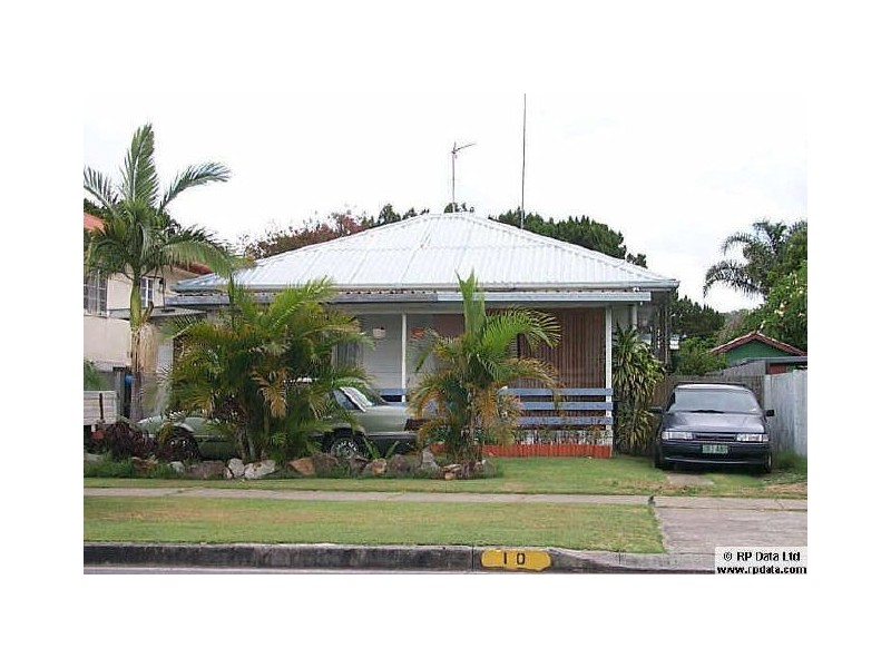 10 Banksia Broadway, Burleigh Heads QLD 4220