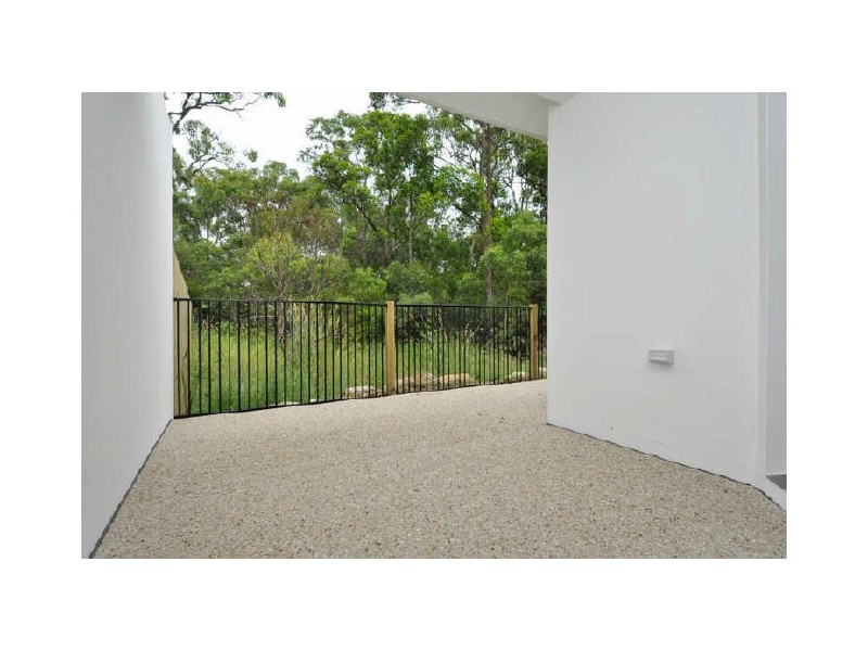 1/17 Laura Place, Varsity Lakes QLD 4227