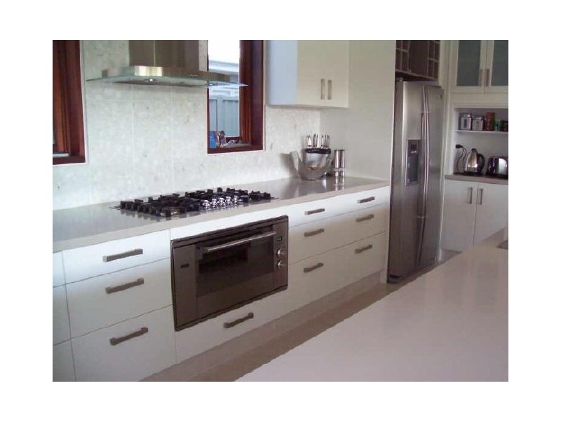 12 Acanthus Ave, Burleigh Heads QLD 4220