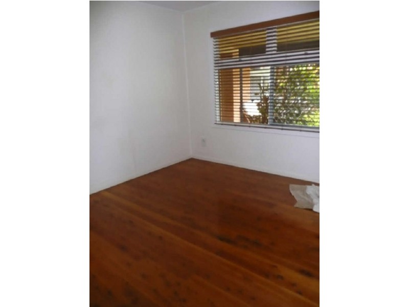 2/24 Bullimah Ave, Burleigh Heads QLD 4220