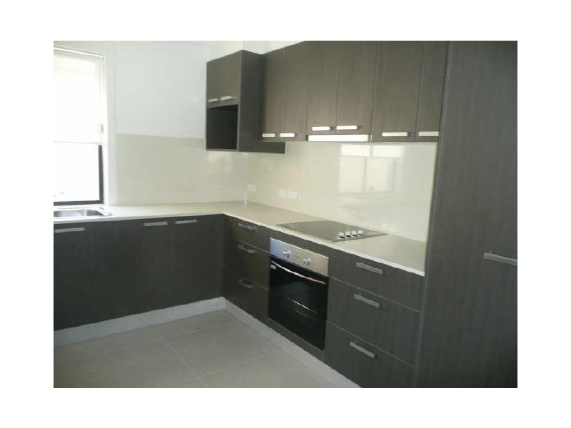 Palm Meadows Drive, Carrara QLD 4211