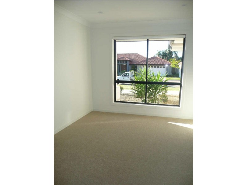 Palm Meadows Drive, Carrara QLD 4211