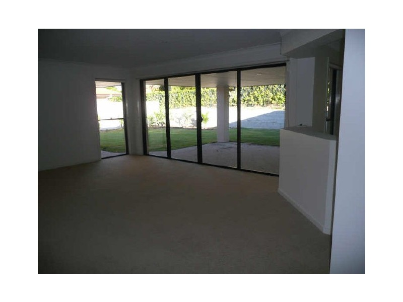 Palm Meadows Drive, Carrara QLD 4211