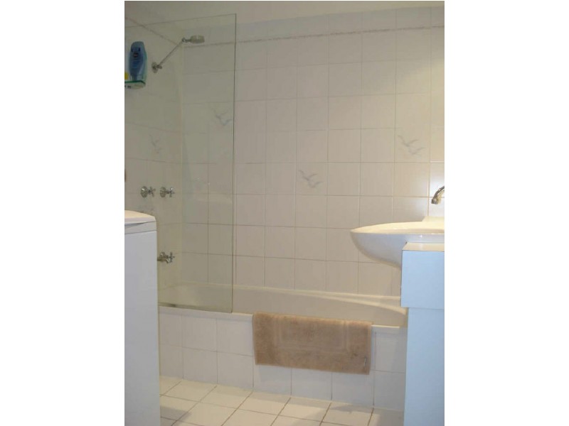 32/1915 Gold Coast Highway, Burleigh Heads QLD 4220