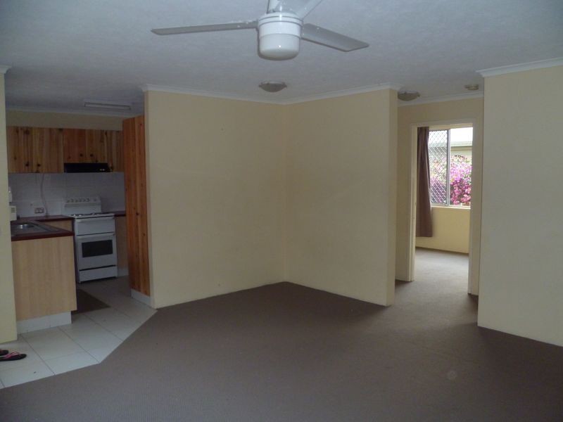 2/16 Mawarra Street, Palm Beach QLD 4221