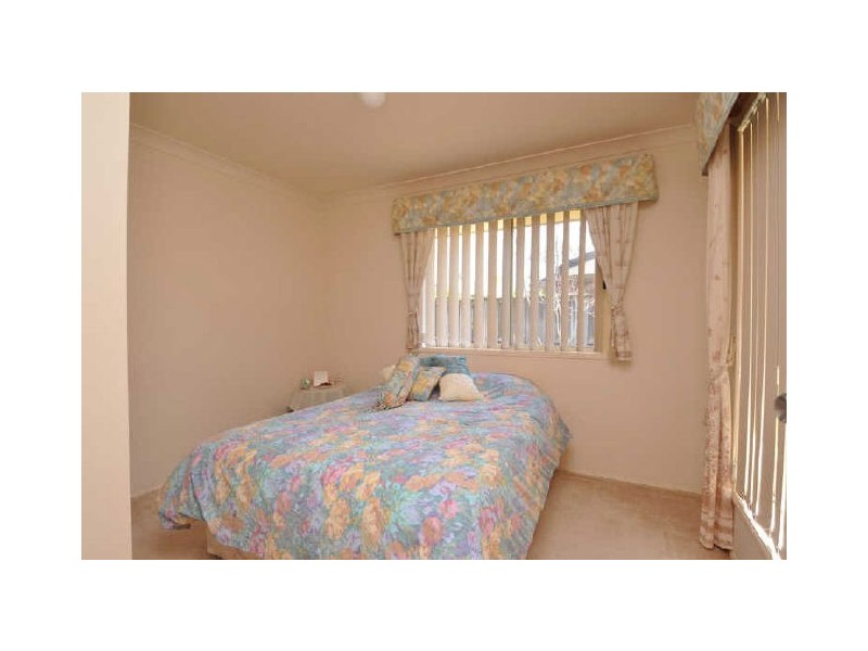 8 Lolita Ct, Varsity Lakes QLD 4227