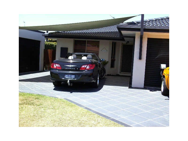 11 Ballerina Street, Burleigh Heads QLD 4220