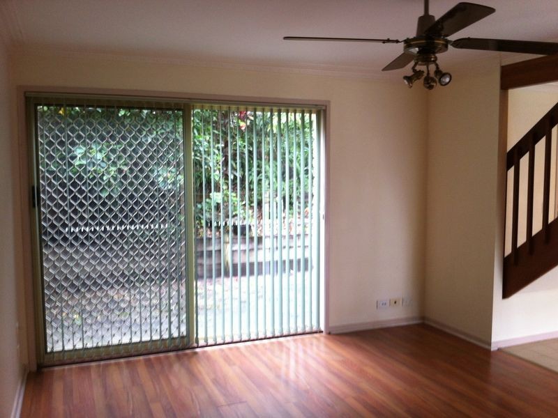 8/35A Grevillia Drive, Varsity Lakes QLD 4227