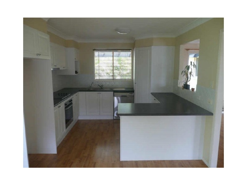 18 Bidwill Court, Elanora QLD 4221